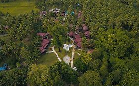 Silver Sand Beach Resort Neil